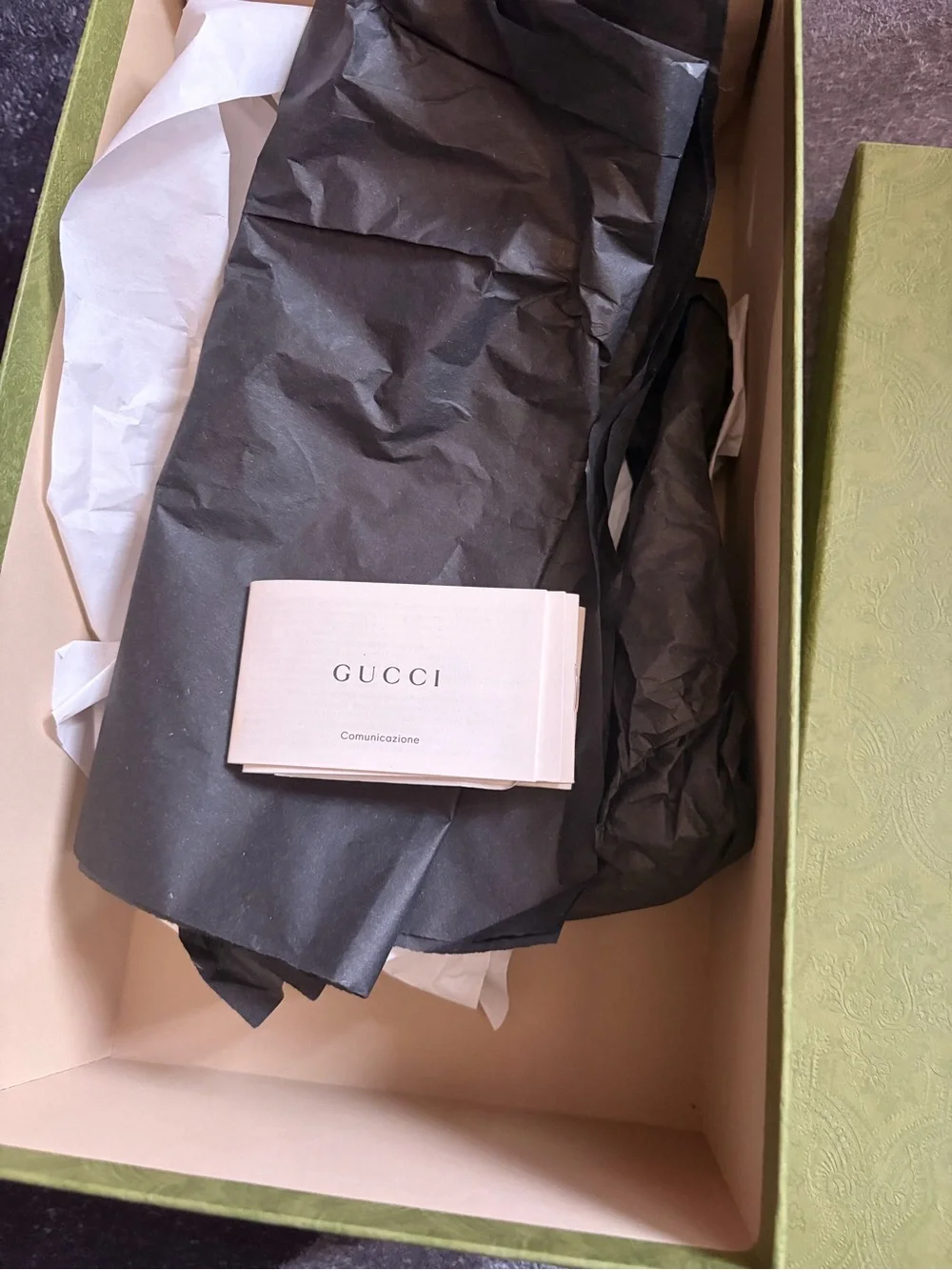 Gucci authentic black